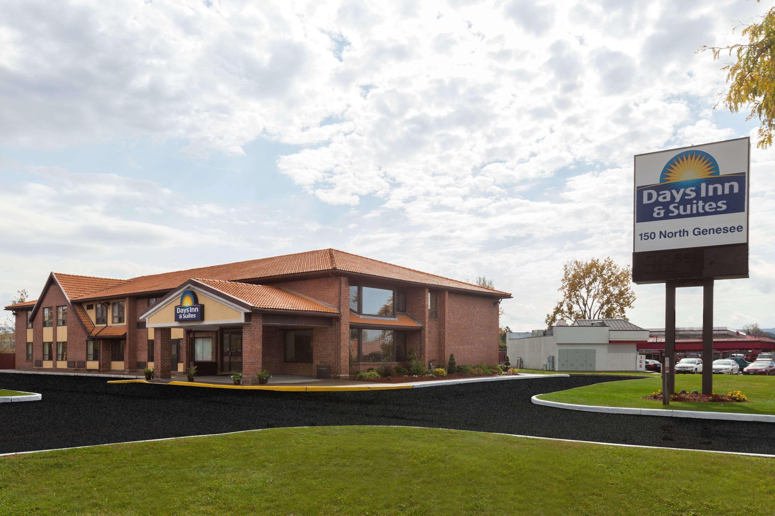 Days Inn By Wyndham Utica Dış mekan fotoğraf